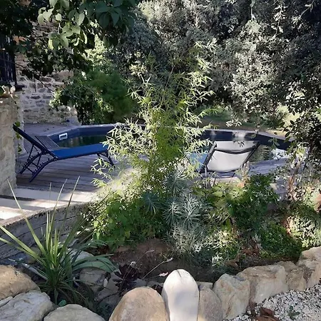فيلة Bastide Au Bord Du Lez *