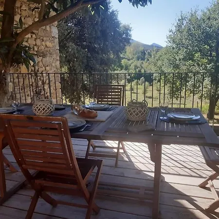 فيلة Bastide Au Bord Du Lez