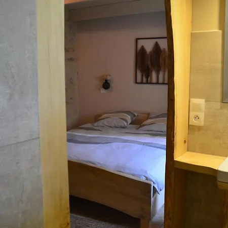 فيلة Bastide Au Bord Du Lez *