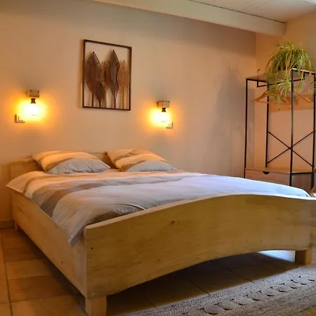 Bastide Au Bord Du Lez فيلة Le Pegue
